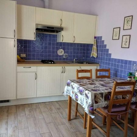 Casa Papaveri Rossi Финале Лигуре Екстериор снимка