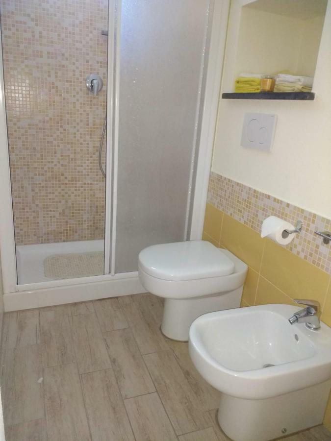 Casa Papaveri Rossi Финале Лигуре Екстериор снимка